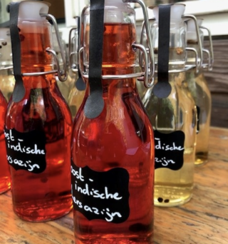 Azijn van Oost-Indische kers